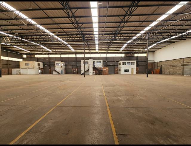 6,561M² WAREHOUSE TO LET IN HUGHES